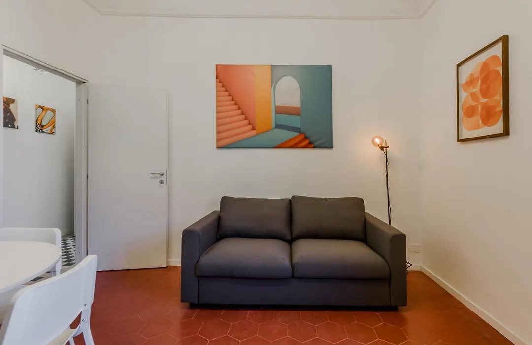 Easytopstay - New And Functional Apartments Near The Metro-1
