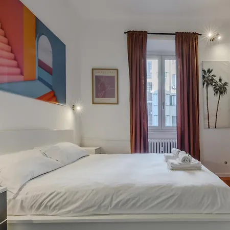 Easytopstay - New And Functional Apartments Near The Metro-3