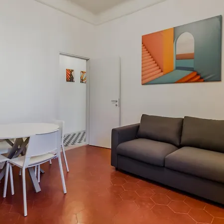 Easytopstay - New And Functional Apartments Near The Metro-2