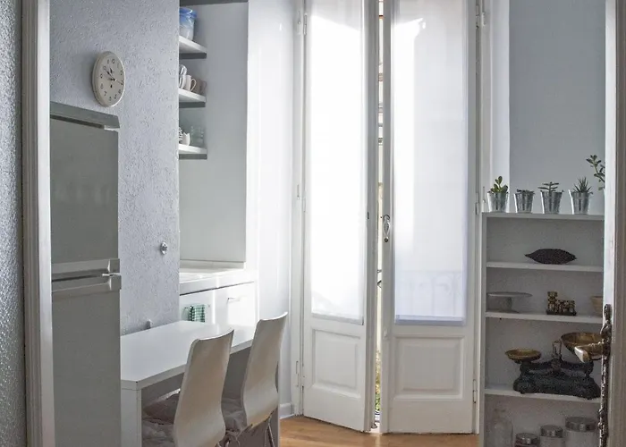 Liberty Two-Room In Porta Venezia