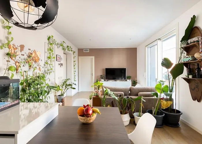 Mowgli House - Luxury